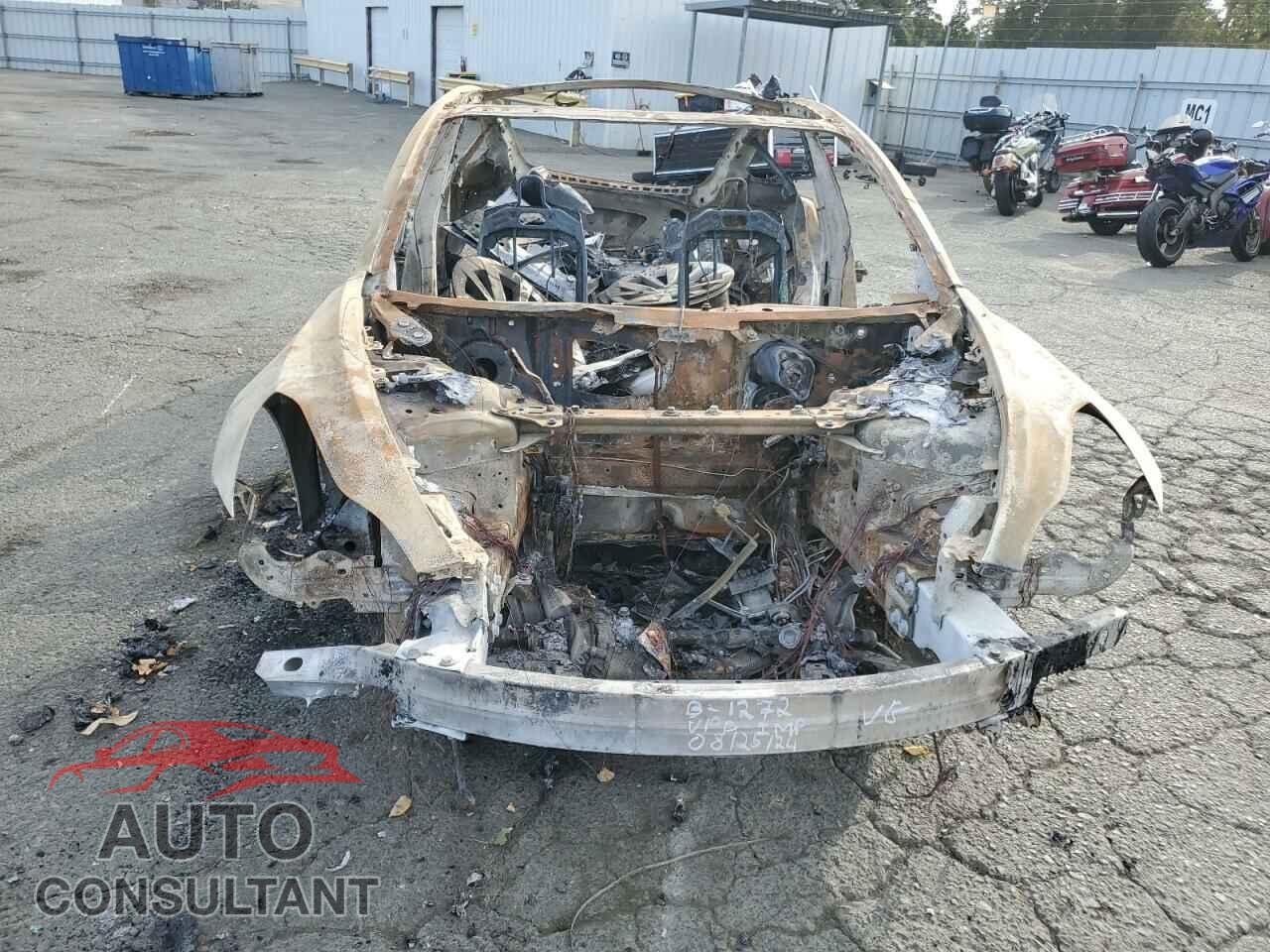 TESLA MODEL 3 2021 - 5YJ3E1EA4MF075216