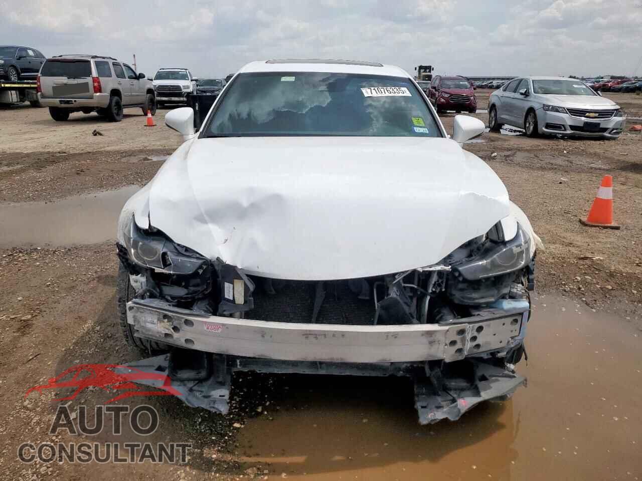 LEXUS IS 2017 - JTHBE1D29H5031207