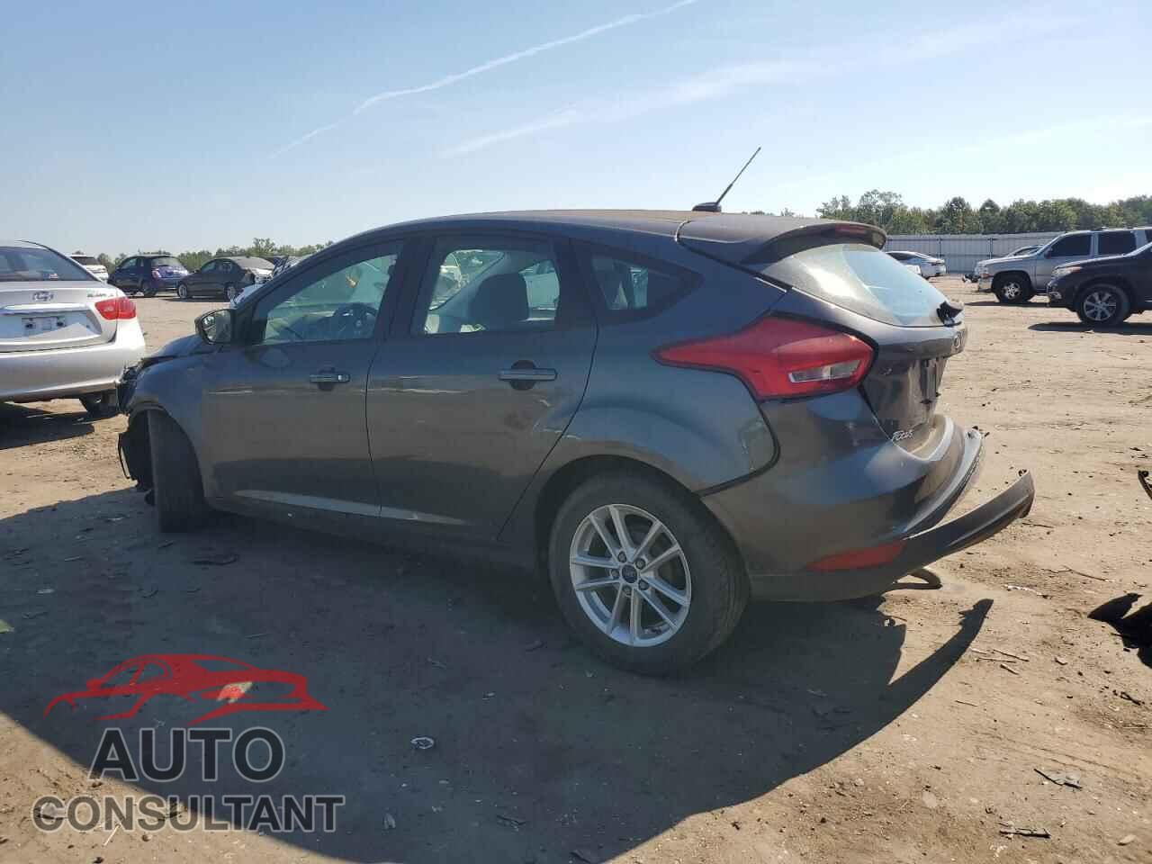 FORD FOCUS 2017 - 1FADP3K27HL331610