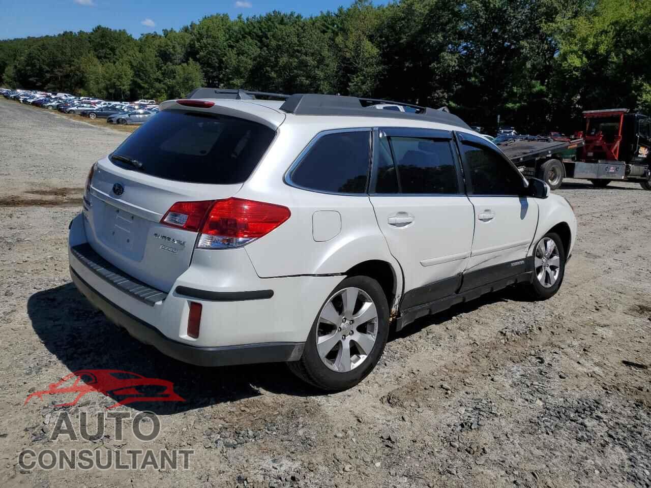 SUBARU OUTBACK 2011 - 4S4BRBKC4B3390129