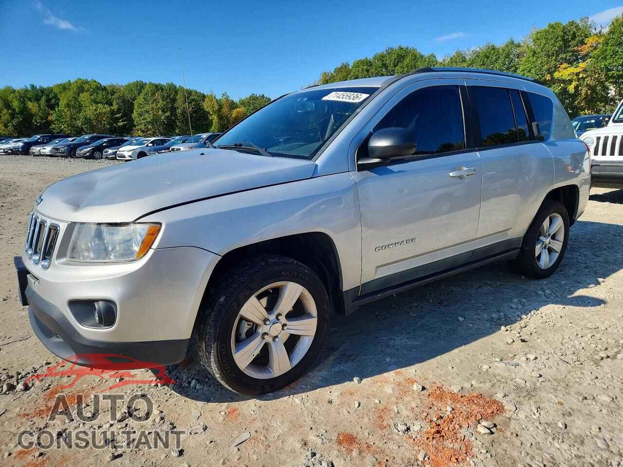 JEEP COMPASS 2011 - 1J4NF1FB6BD282783