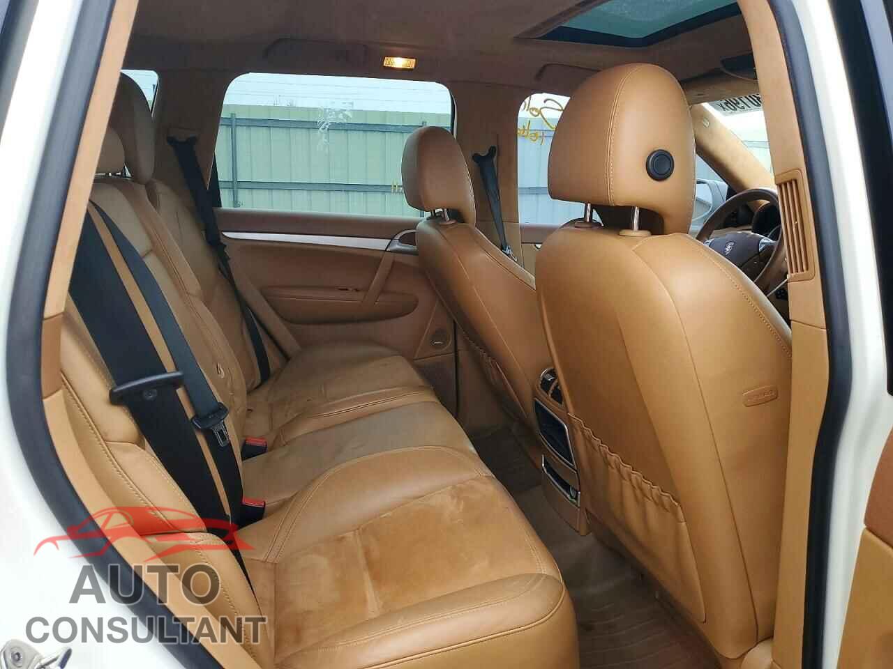 PORSCHE CAYENNE 2010 - WP1AD2APXALA60527