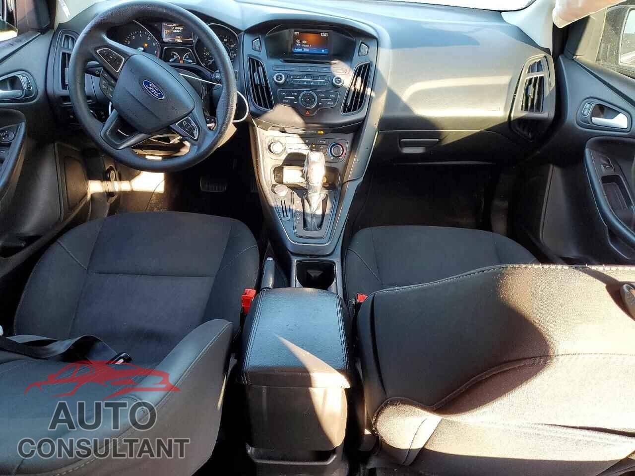 FORD FOCUS 2016 - 1FADP3F21GL286575