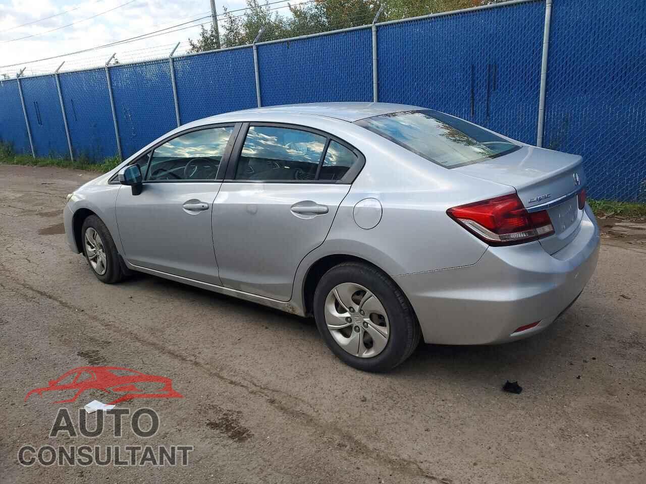 HONDA CIVIC 2015 - 2HGFB2F44FH057608