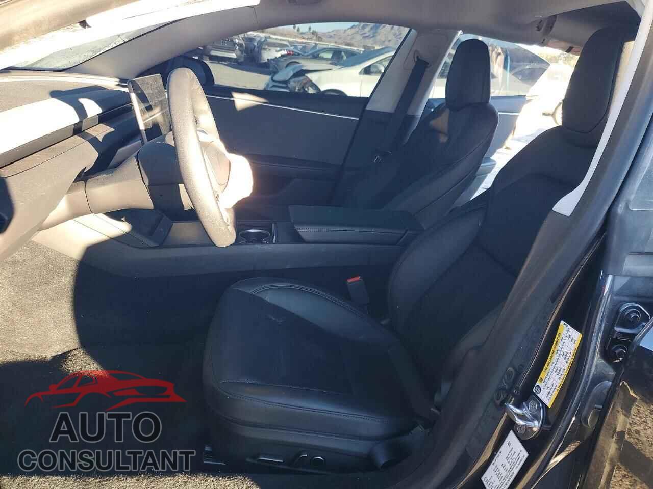 TESLA MODEL 3 2025 - 5YJ3E1EA8SF980104