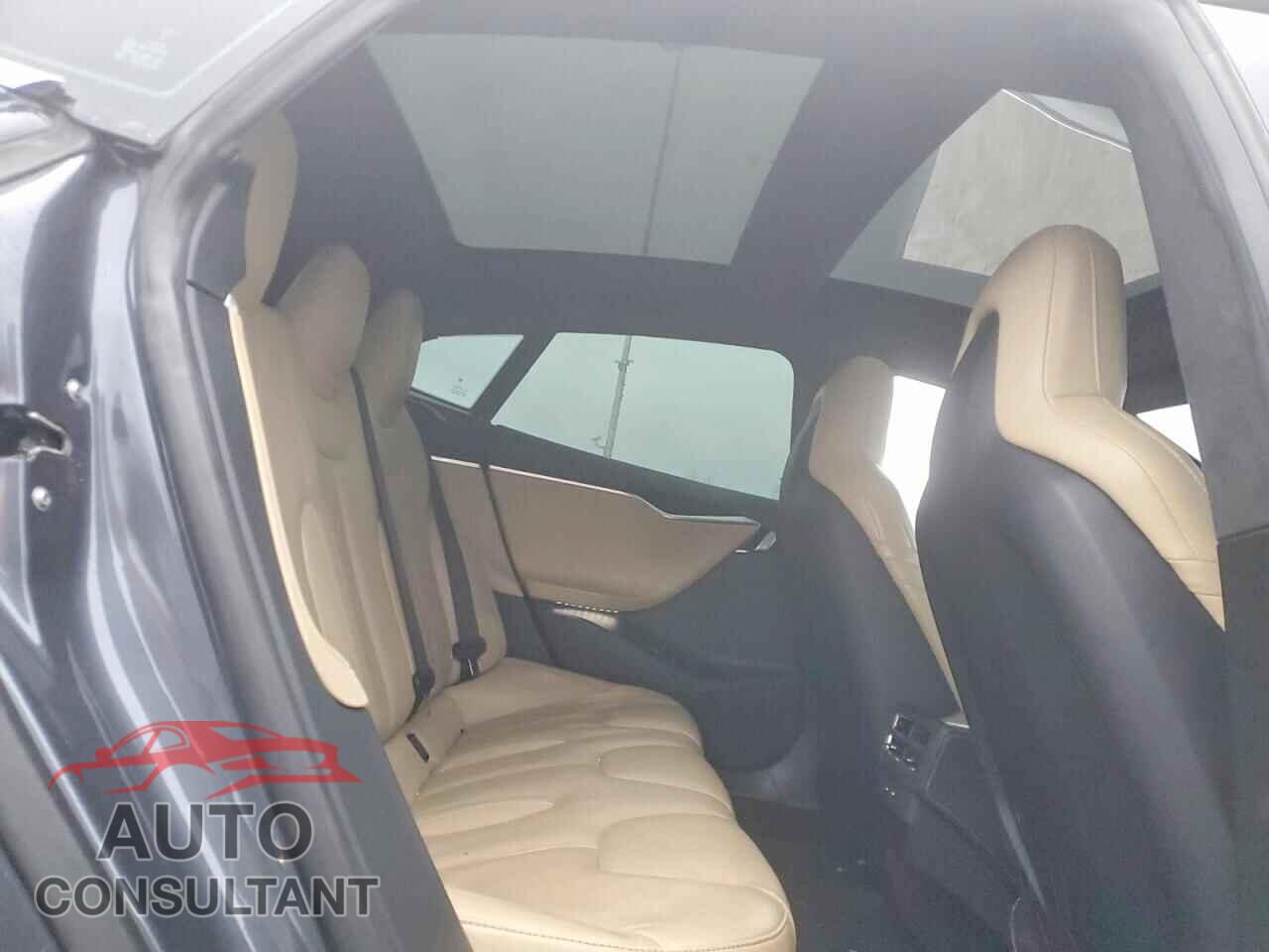TESLA MODEL S 2016 - 5YJSA1E28GF170415