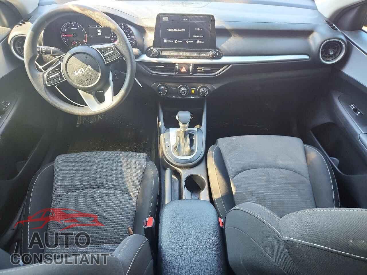 KIA FORTE 2022 - 3KPF24AD8NE460180