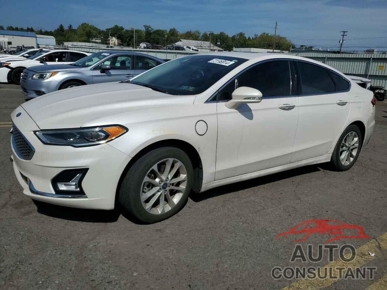 FORD FUSION 2019 - 3FA6P0SU2KR158712