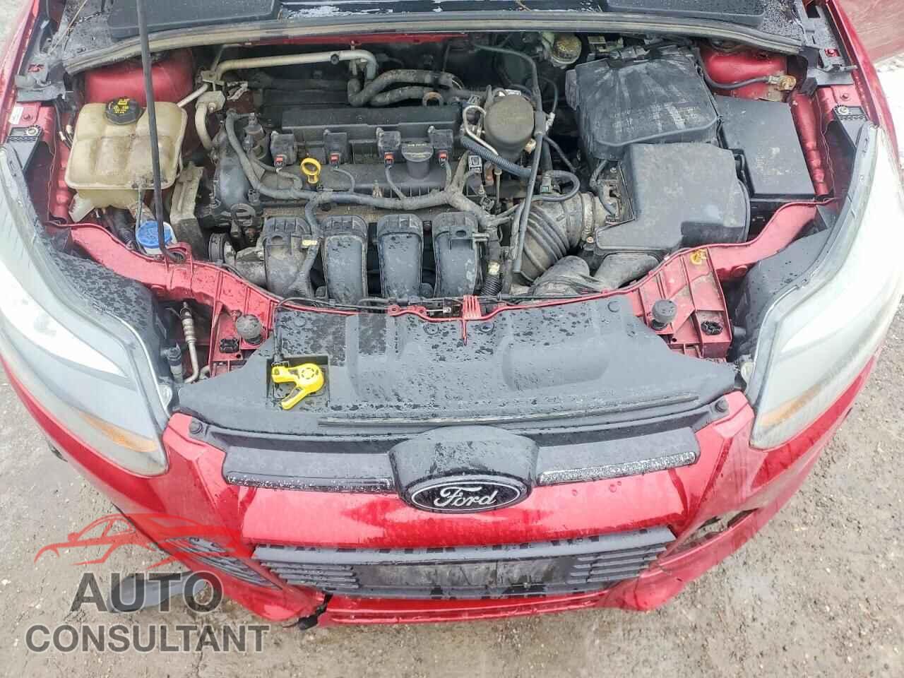 FORD FOCUS 2014 - 1FADP3K2XEL146401