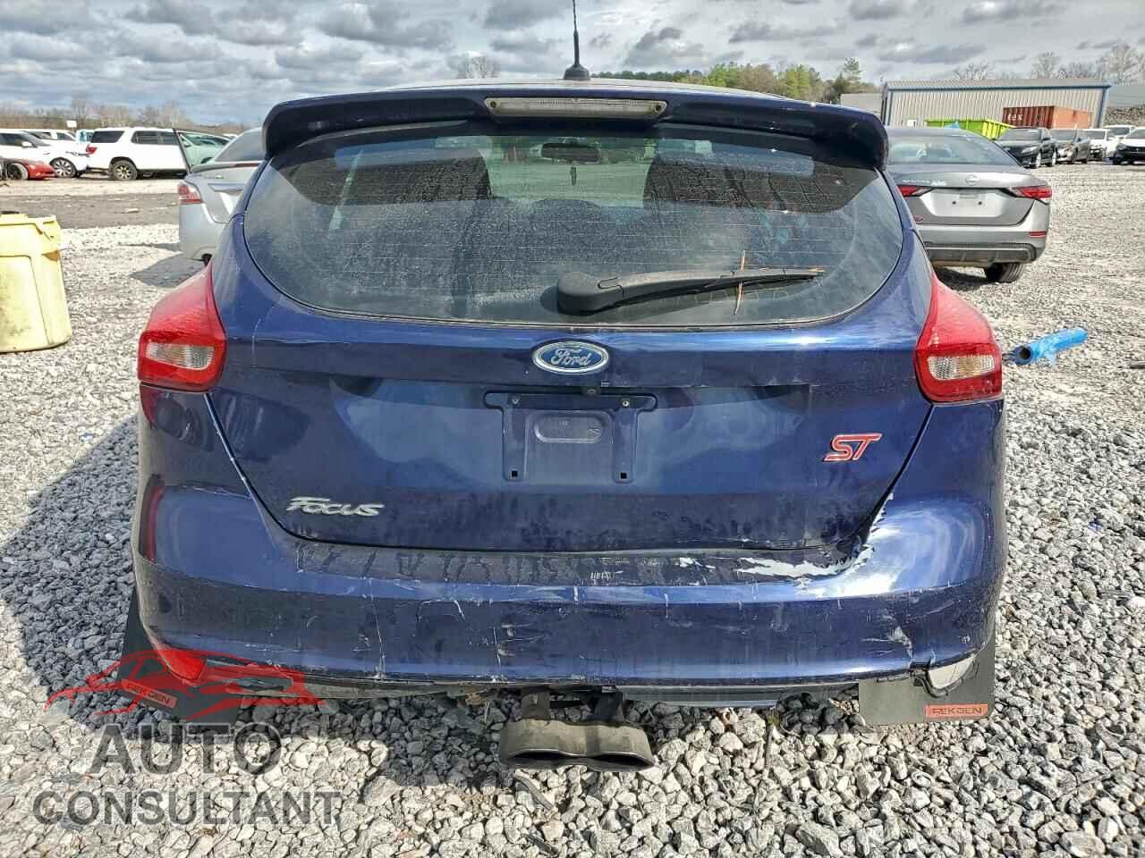 FORD FOCUS 2017 - 1FADP3L99HL290182