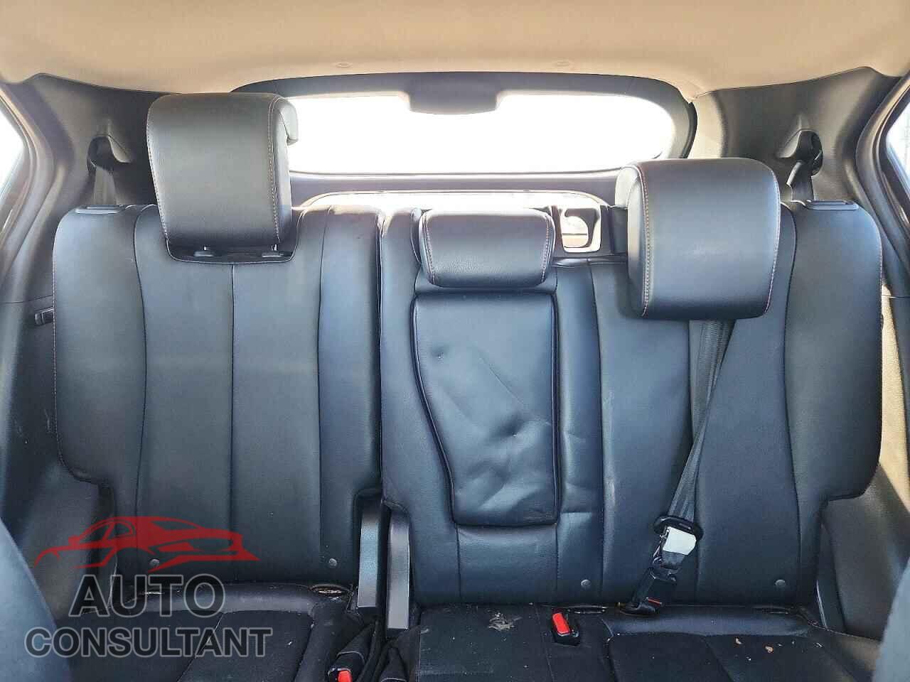 MITSUBISHI ECLIPSE 2018 - JA4AT5AA1JZ039557