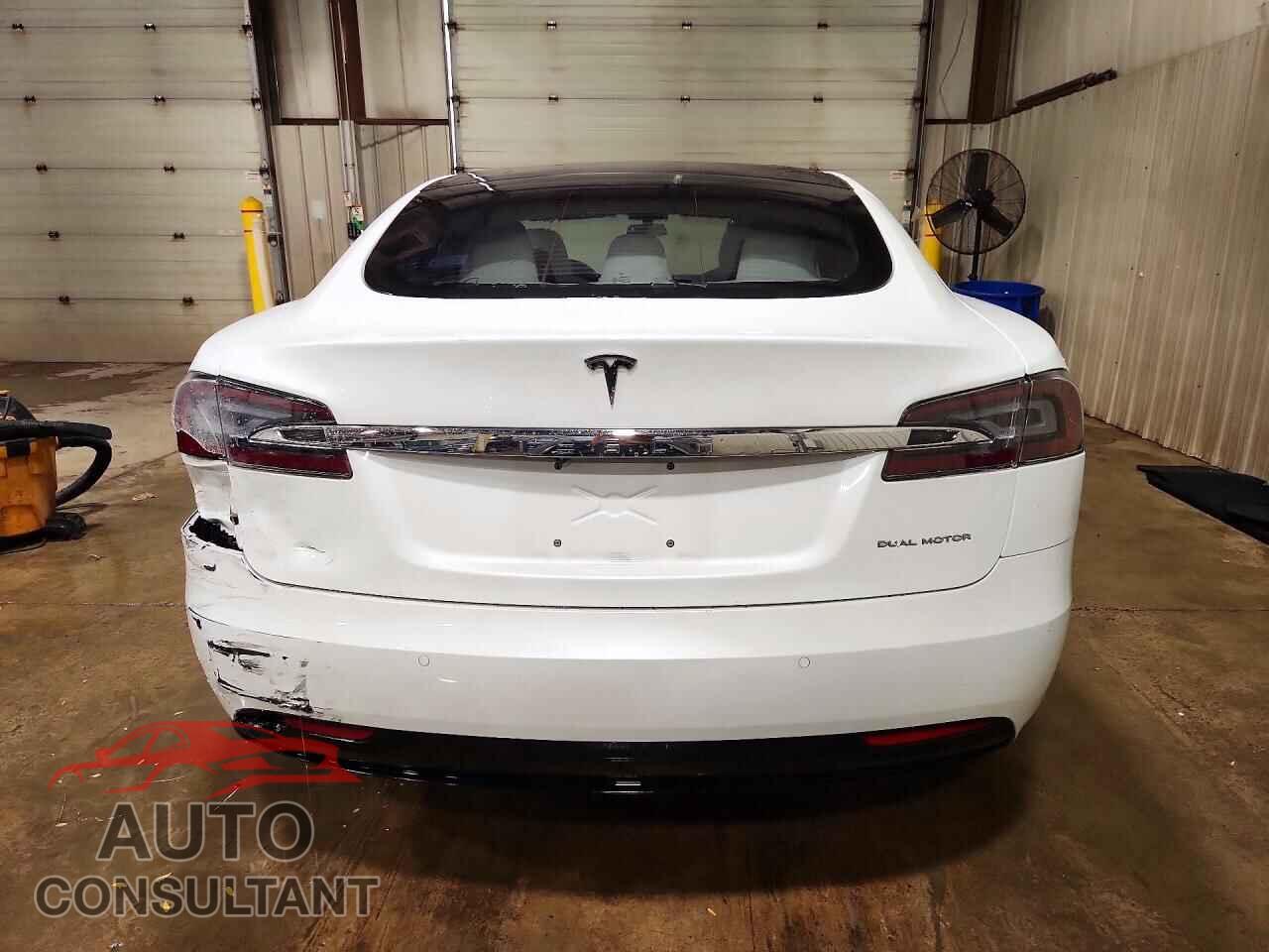 TESLA MODEL S 2020 - 5YJSA1E27LF356473