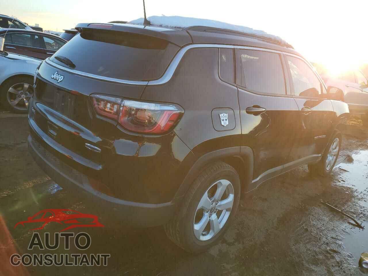 JEEP COMPASS 2018 - 3C4NJDBBXJT252271