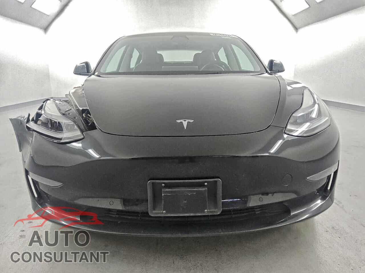 TESLA MODEL 3 2022 - 5YJ3E1EA9NF290866