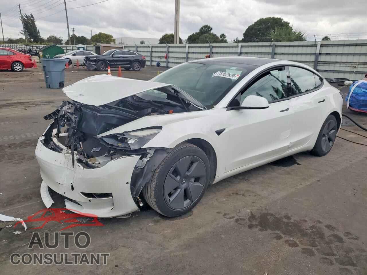 TESLA MODEL 3 2021 - 5YJ3E1EA3MF096137