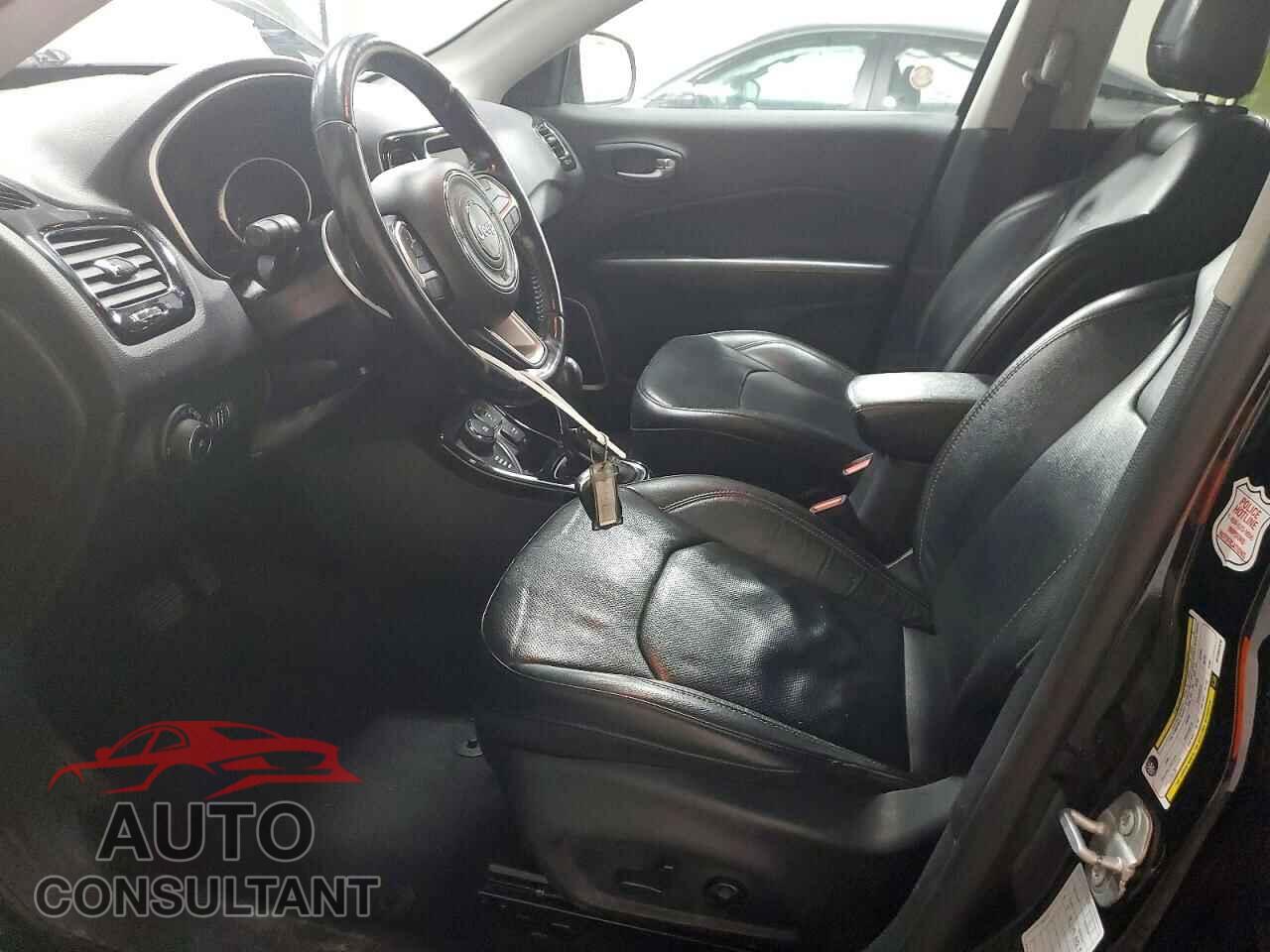 JEEP COMPASS 2021 - 3C4NJDCB3MT584328