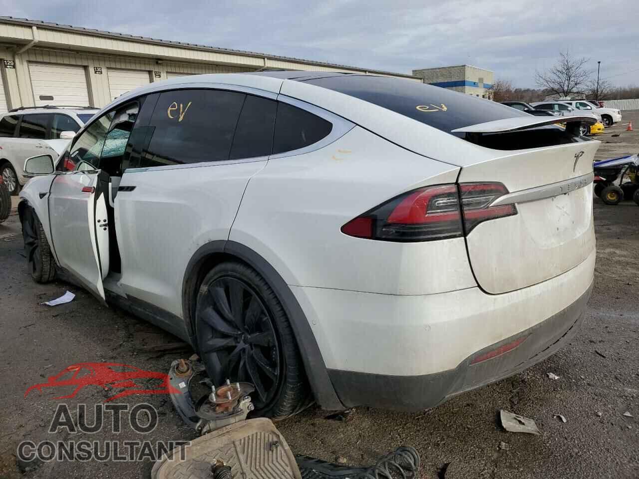 TESLA MODEL X 2020 - 5YJXCBE21LF248940