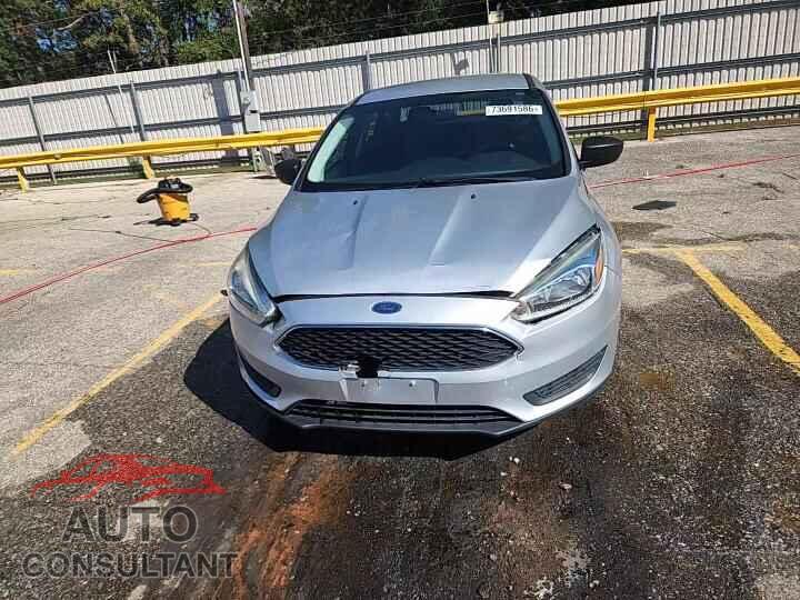 FORD FOCUS 2018 - 1FADP3E2XJL312213