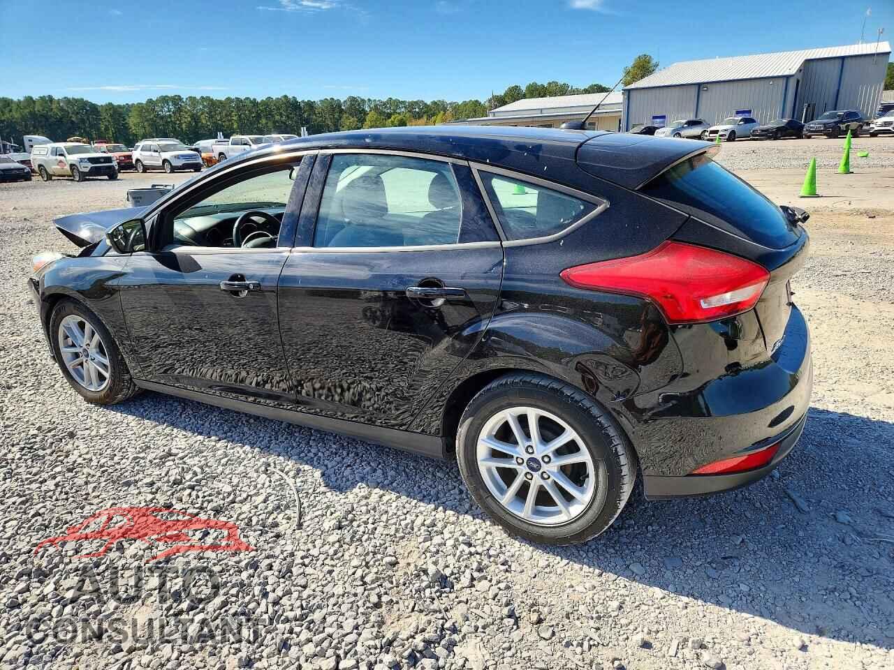 FORD FOCUS 2018 - 1FADP3K29JL261310