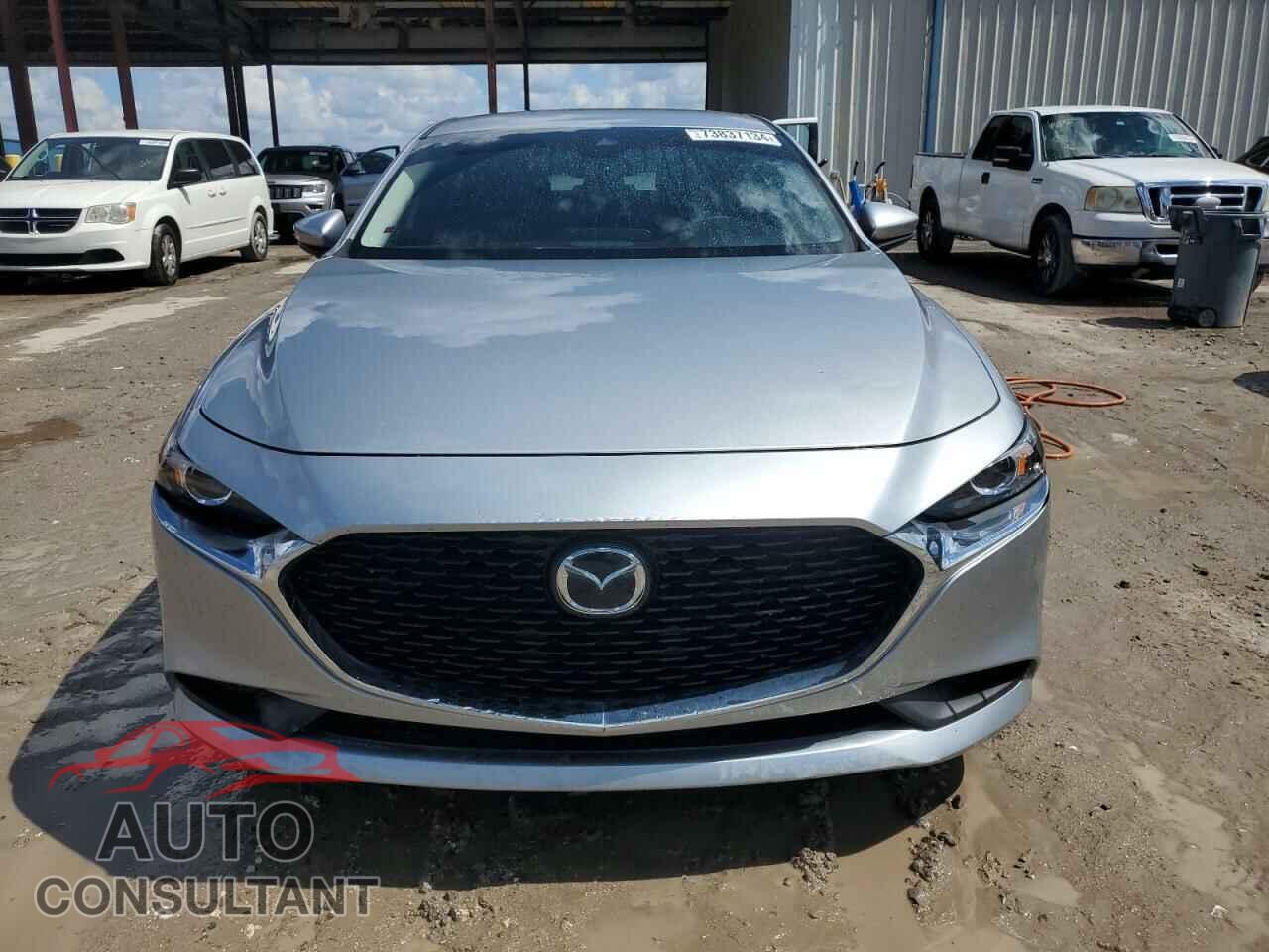 MAZDA 3 2021 - JM1BPAA78M1330765
