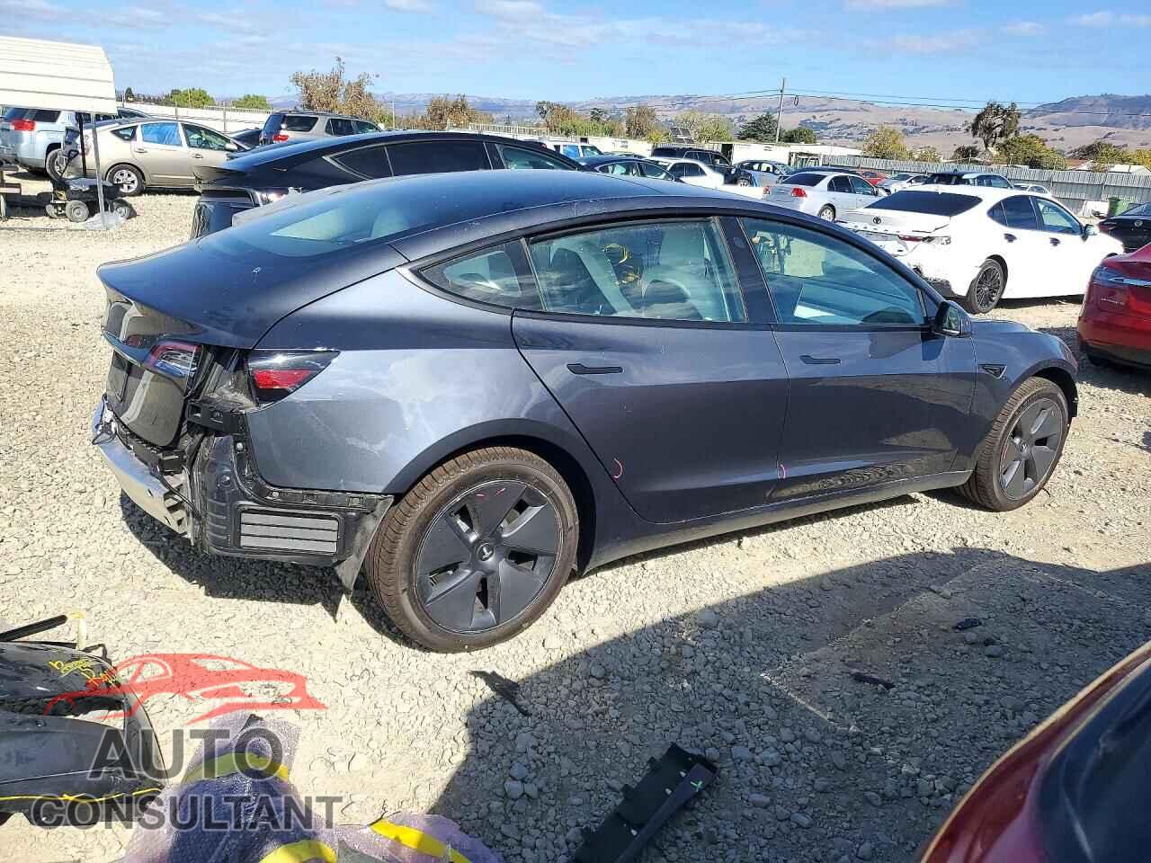 TESLA MODEL 3 2022 - 5YJ3E1EA2NF126231