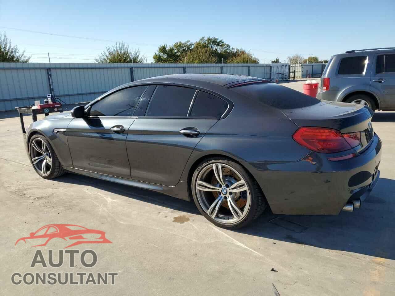 BMW M6 2017 - WBS6E9C57HG437383