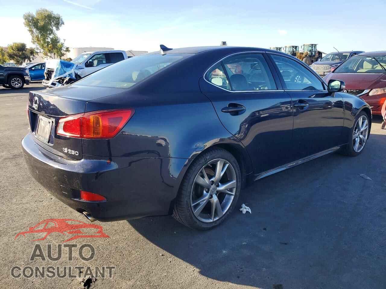 LEXUS IS 2009 - JTHBK262495092896