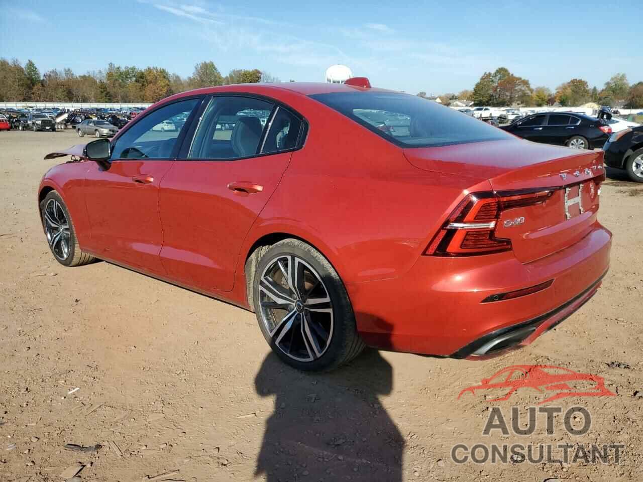 VOLVO S60 2019 - 7JRA22TM0KG018552