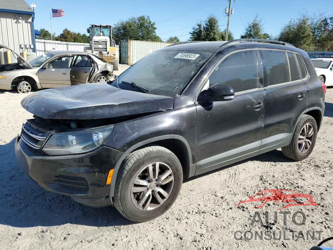 VOLKSWAGEN TIGUAN 2016 - WVGBV7AX7GW601441