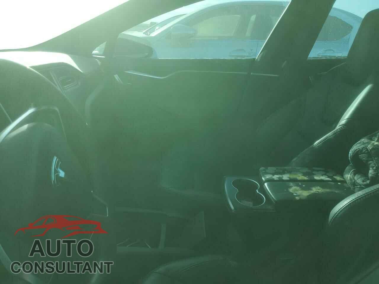 TESLA MODEL S 2016 - 5YJSA1E22GF171043