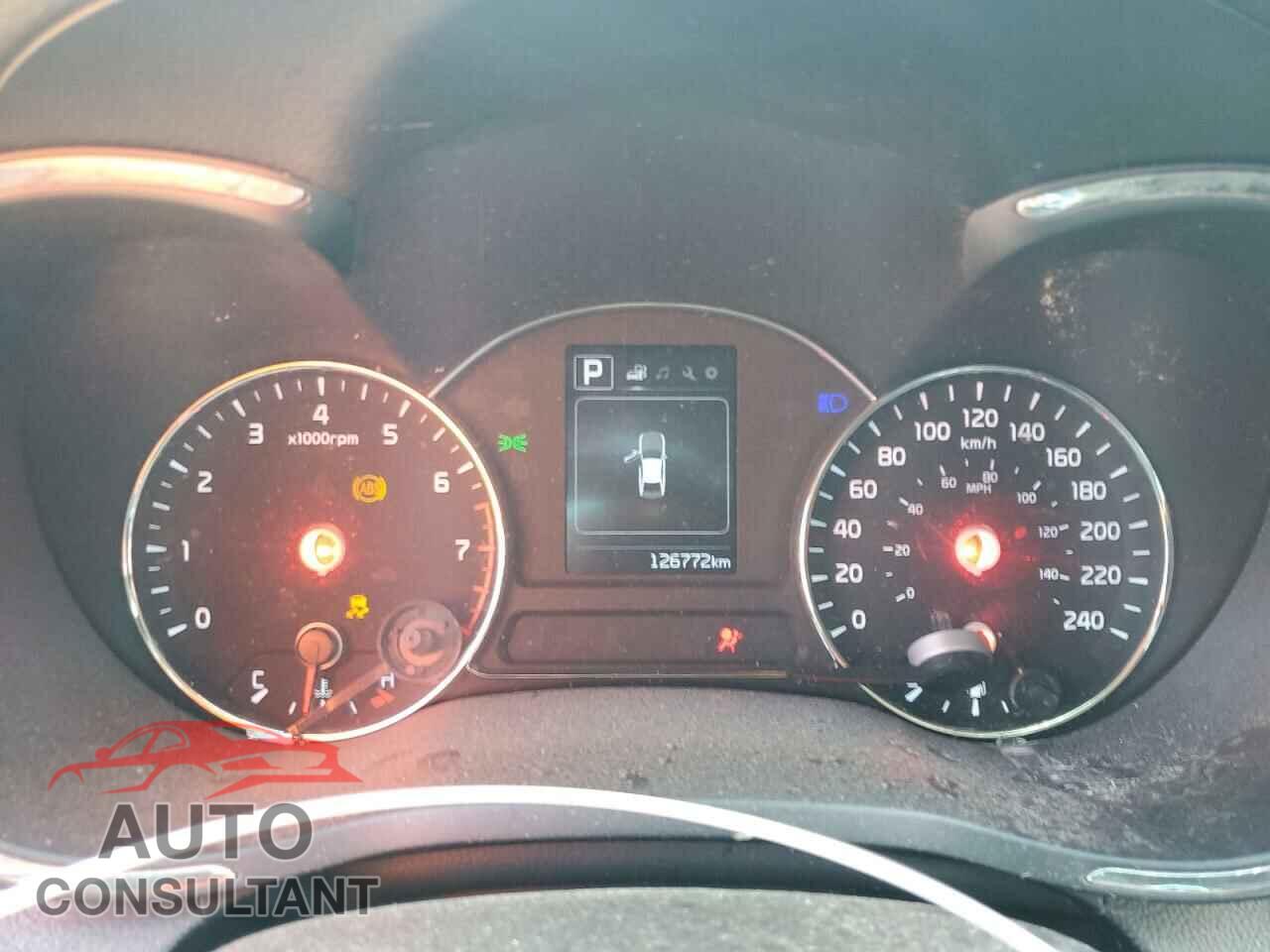 KIA FORTE 2017 - 3KPFL4A85HE052806