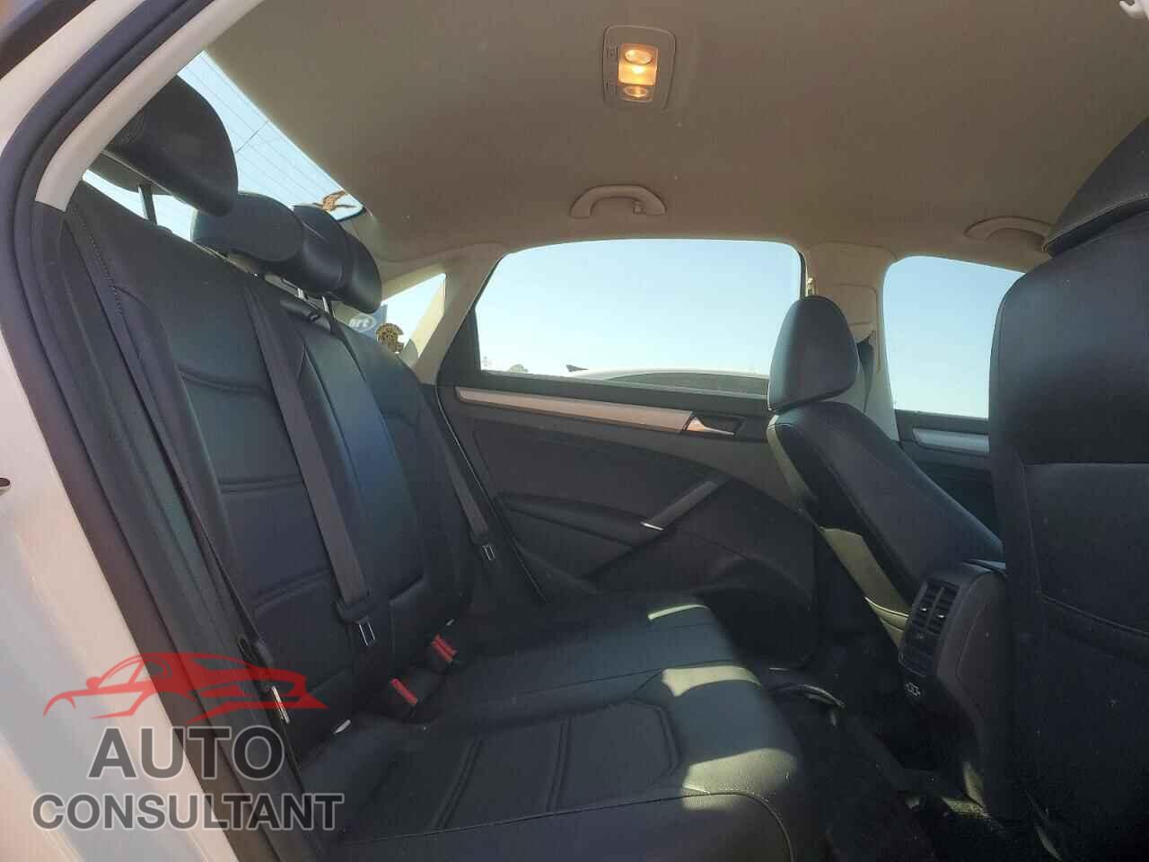 VOLKSWAGEN PASSAT 2020 - 1VWSA7A35LC019649