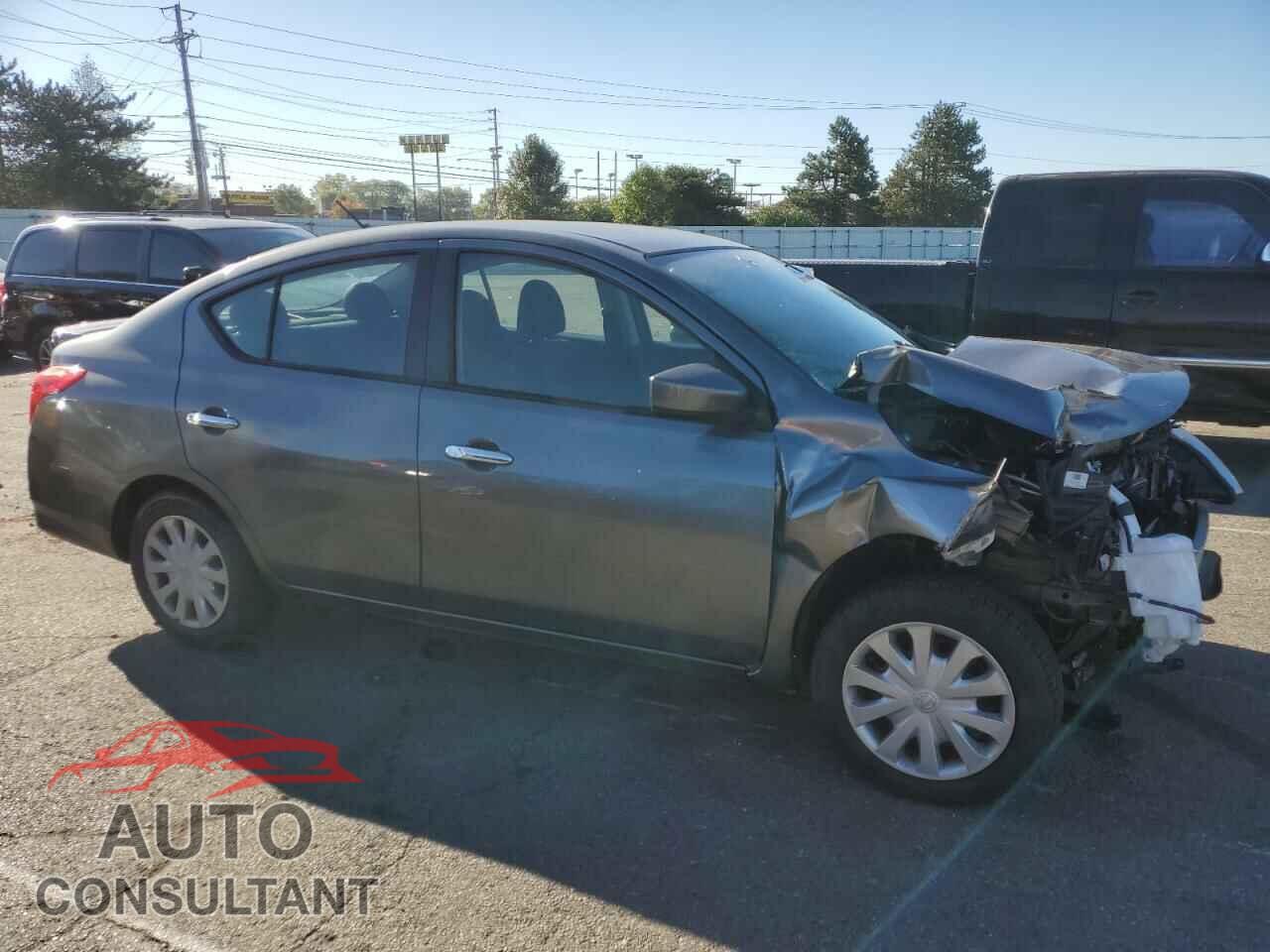 NISSAN VERSA 2018 - 3N1CN7AP4JL814002