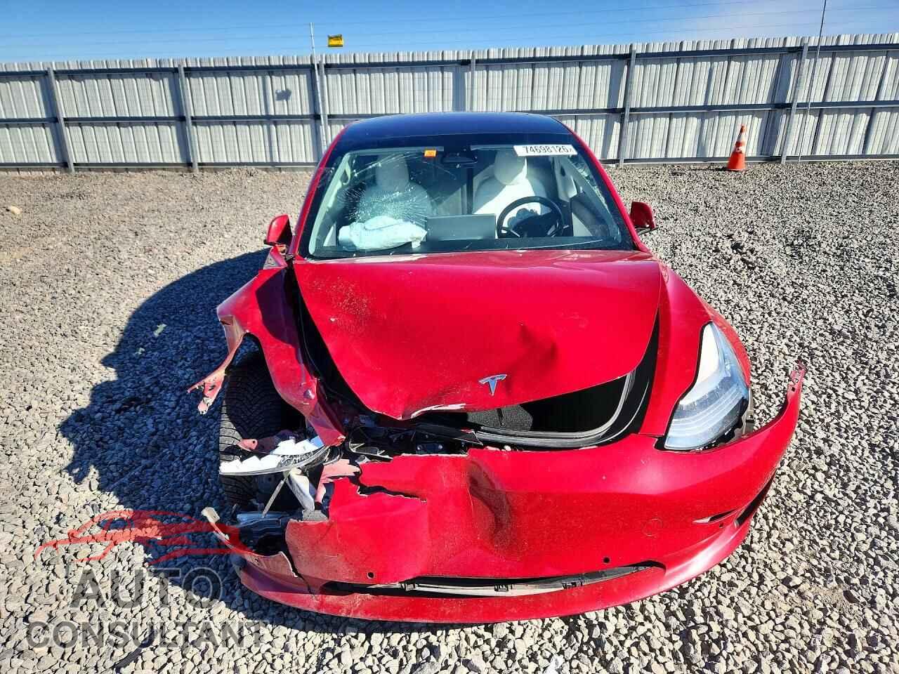 TESLA MODEL 3 2018 - 5YJ3E1EB9JF097538