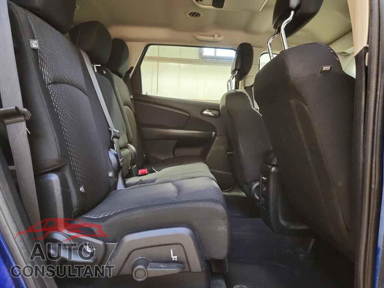 DODGE JOURNEY 2015 - 3C4PDCCGXFT559838