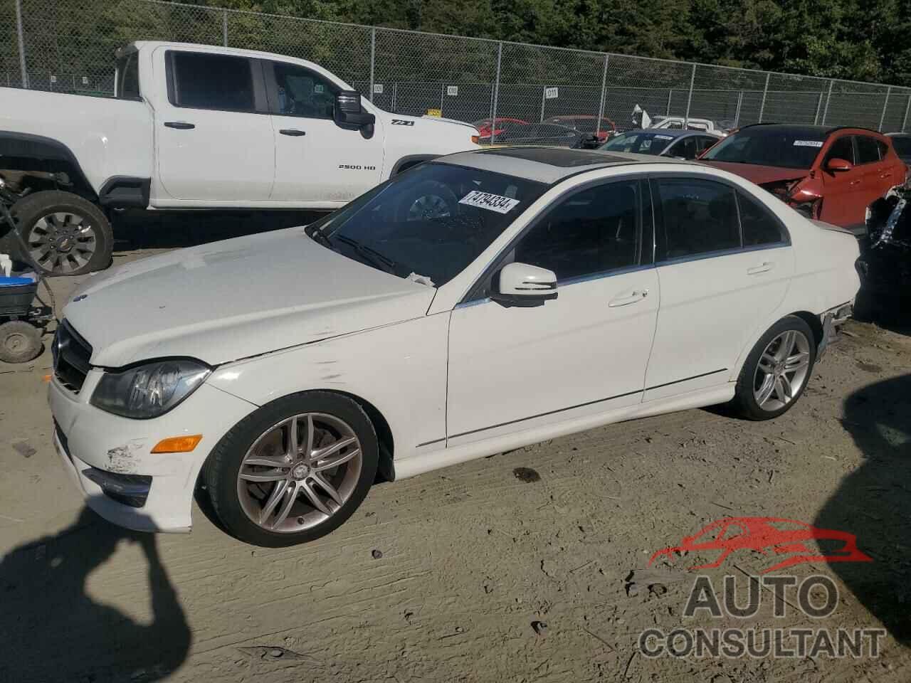 MERCEDES-BENZ C-CLASS 2012 - WDDGF8BB1CA686662