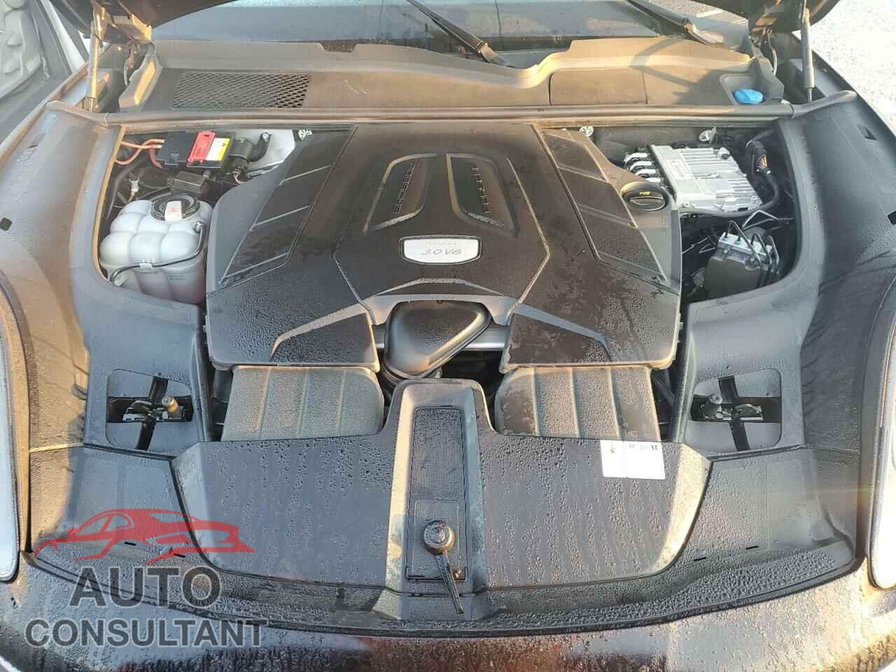 PORSCHE CAYENNE 2019 - WP1AA2AY6KDA10351