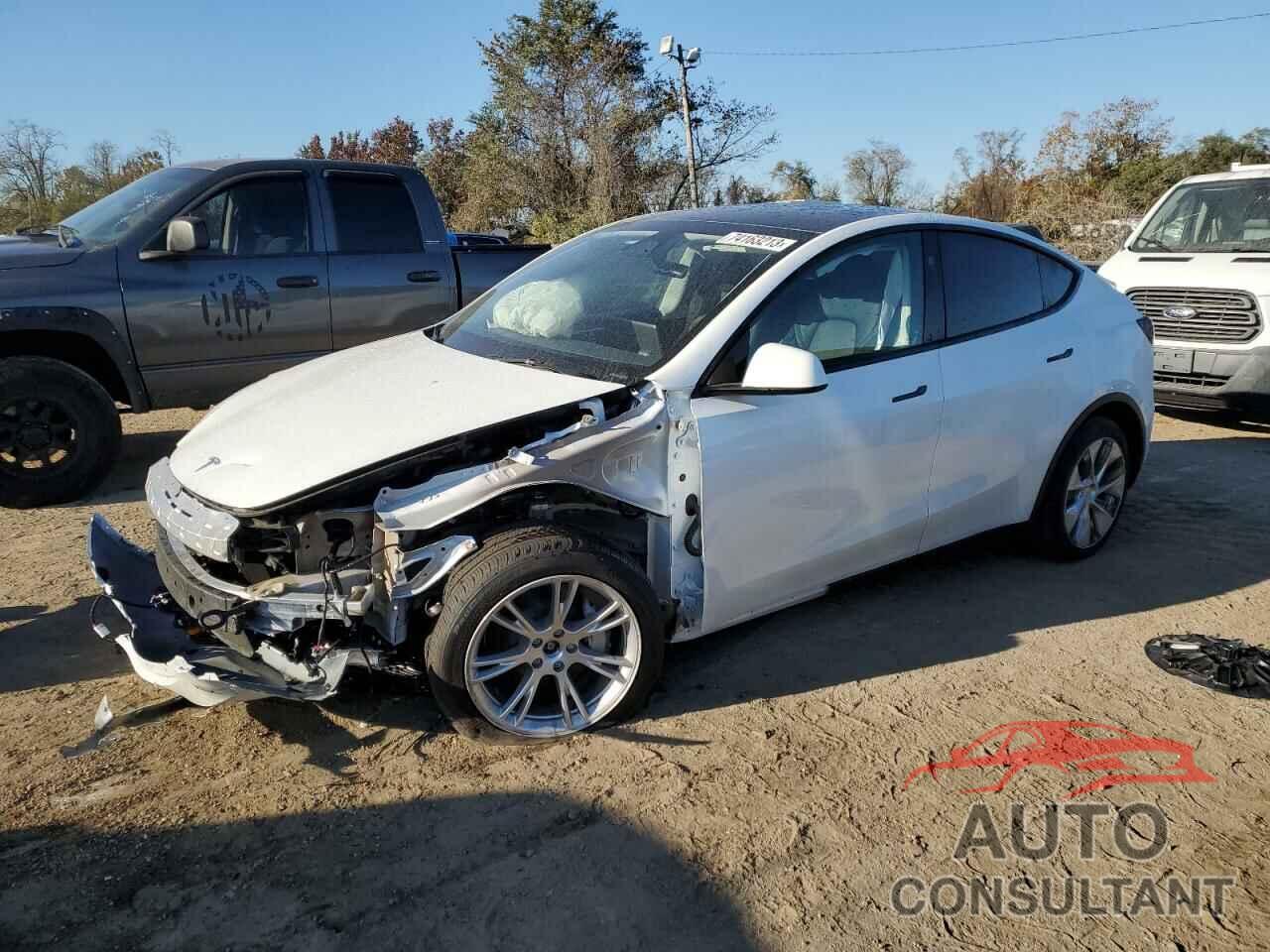 TESLA MODEL Y 2023 - 7SAYGDEE0PF872283