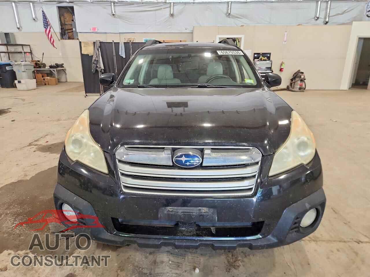 SUBARU OUTBACK 2013 - 4S4BRBCC8D3279343