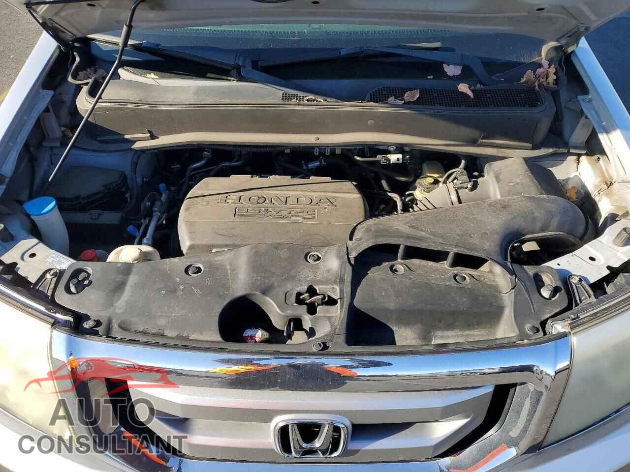 HONDA PILOT 2011 - 5FNYF3H64BB016783