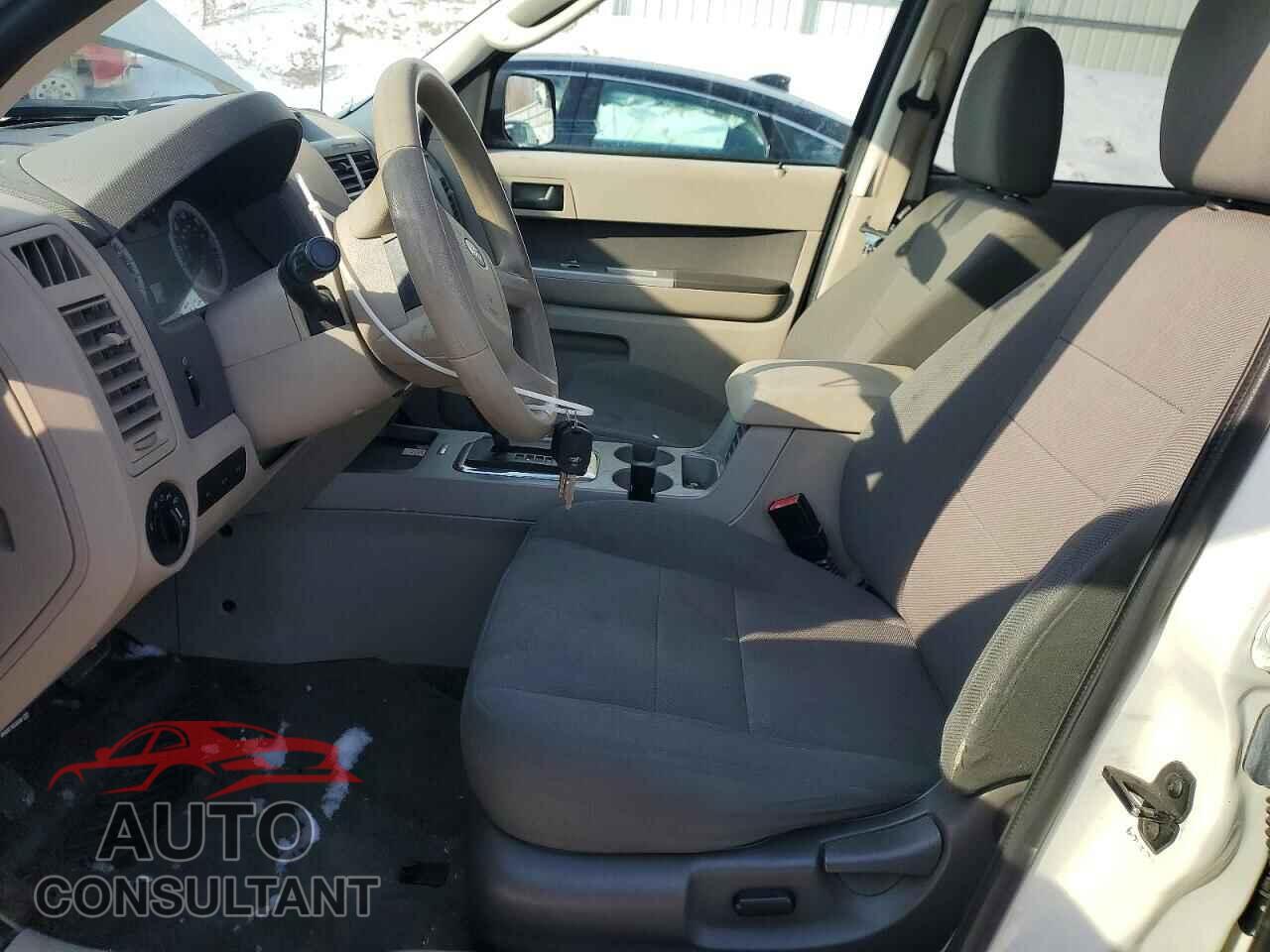 FORD ESCAPE 2010 - 1FMCU0D77AKB26799