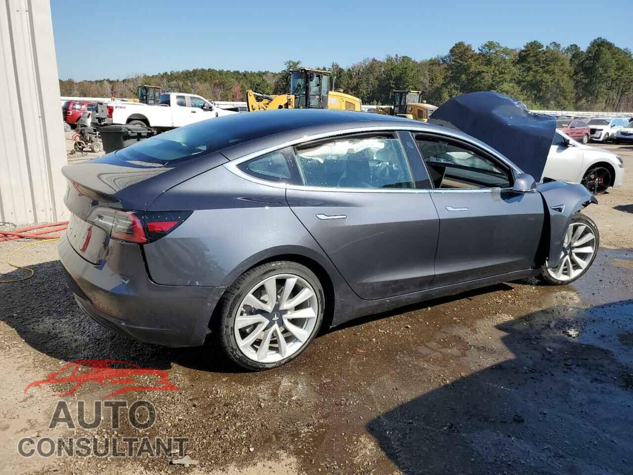 TESLA MODEL 3 2018 - 5YJ3E1EA1JF059390