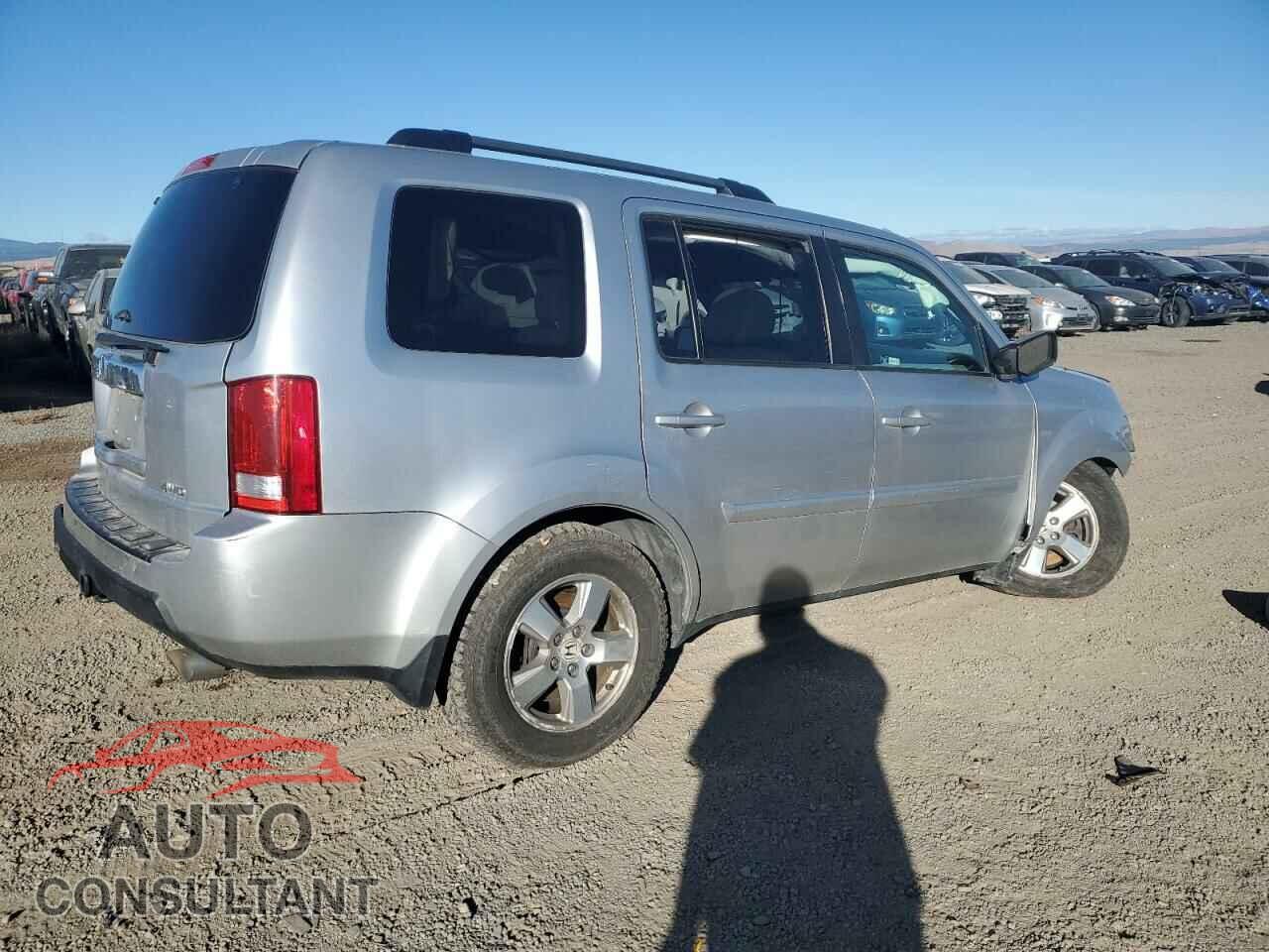 HONDA PILOT 2011 - 5FNYF4H58BB058872