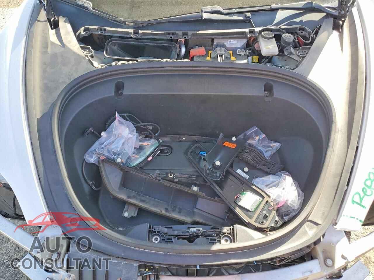 TESLA MODEL 3 2020 - 5YJ3E1EA9LF659268