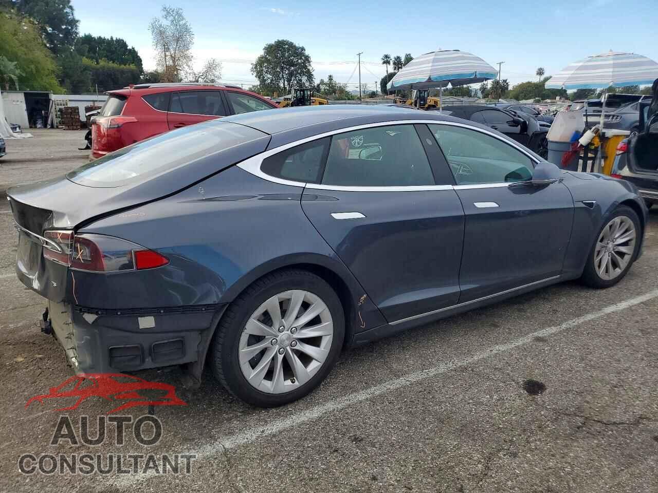 TESLA MODEL S 2017 - 5YJSA1E12HF183203
