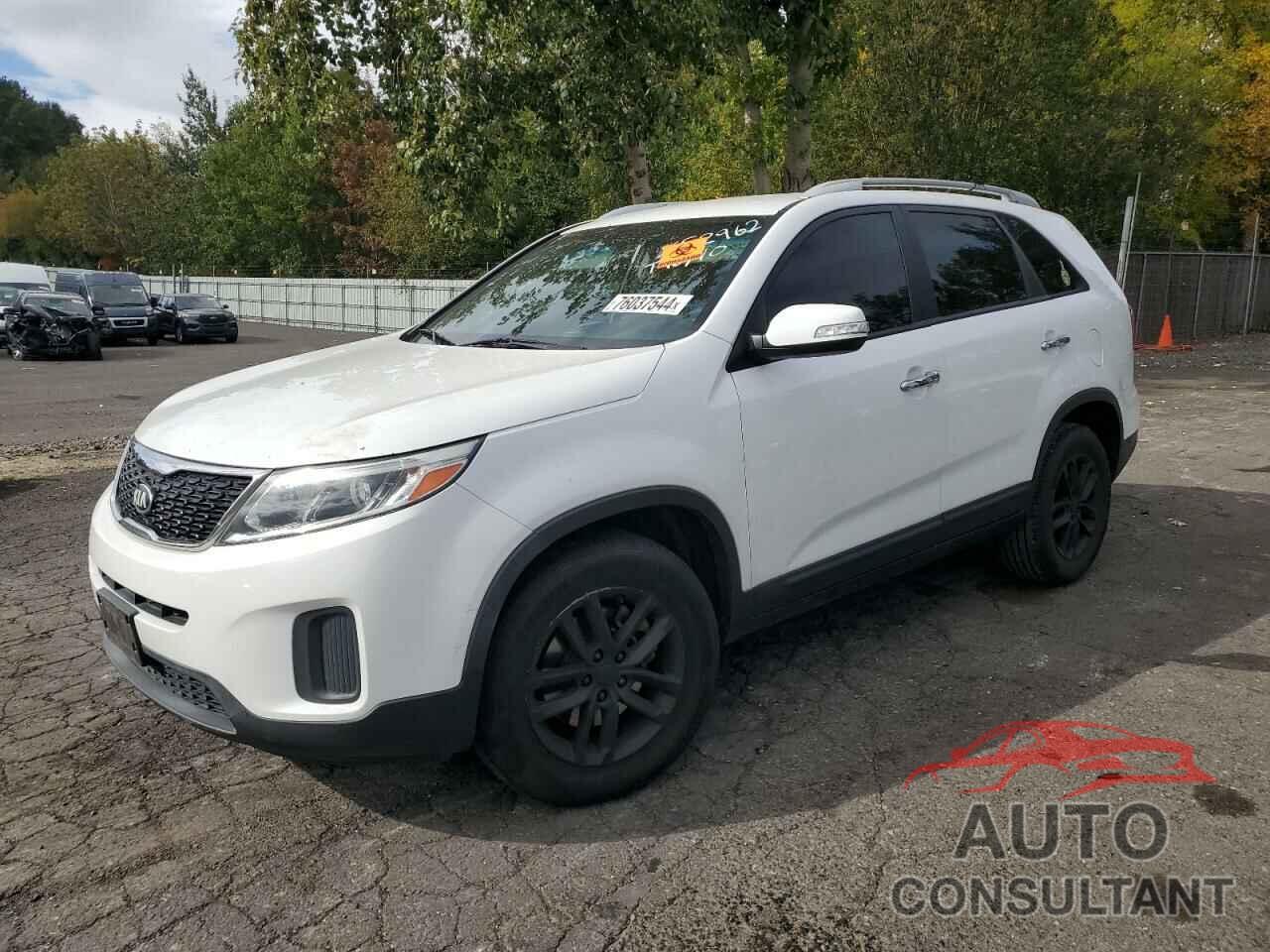 KIA SORENTO 2015 - 5XYKT4A71FG631748