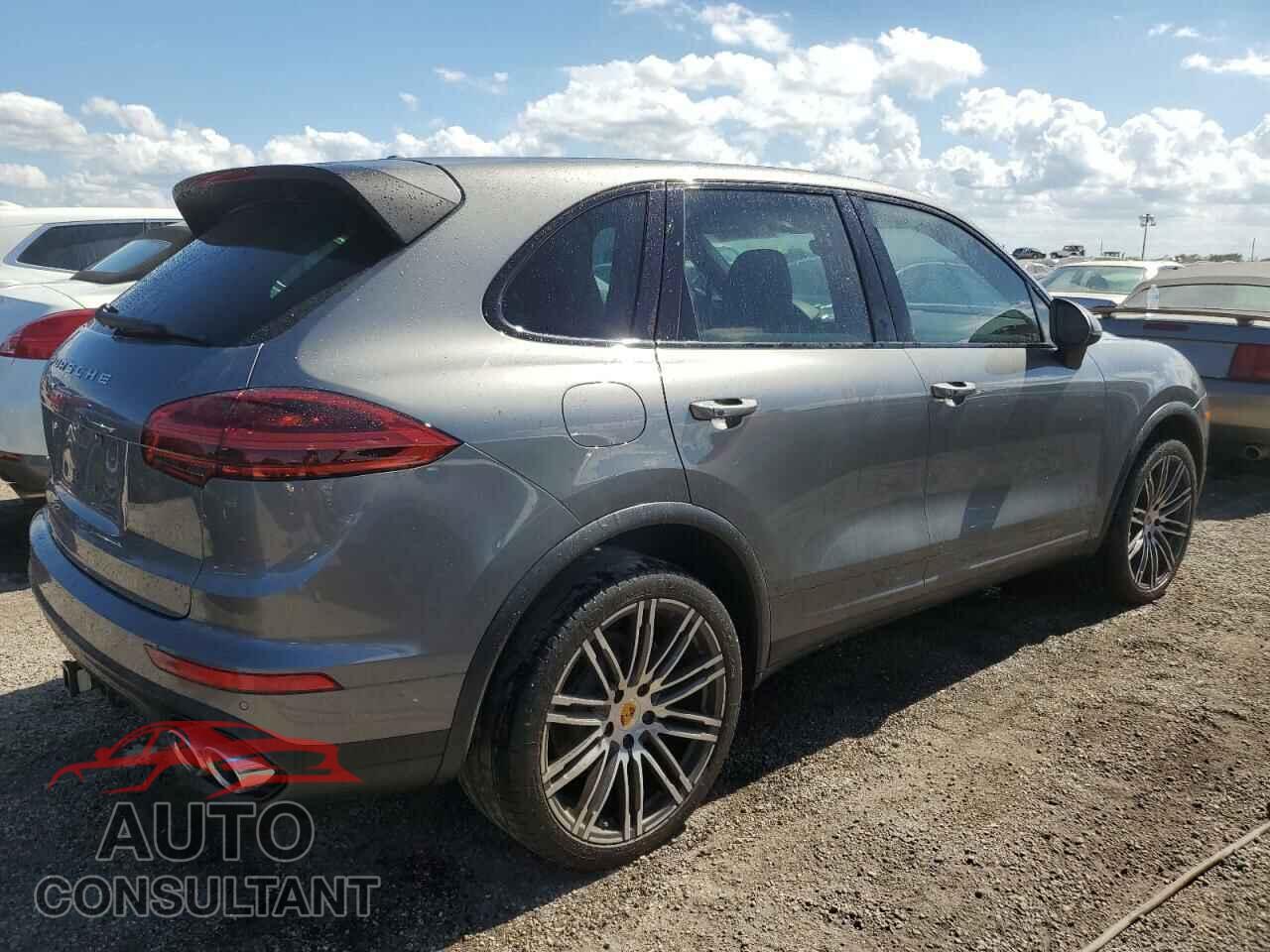 PORSCHE CAYENNE 2016 - WP1AF2A25GLA40158