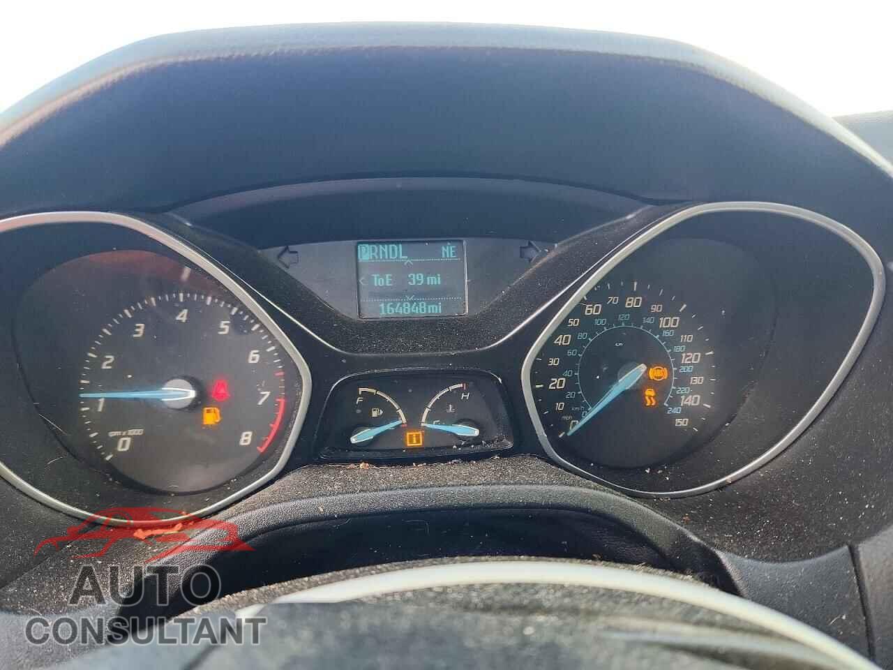 FORD FOCUS 2012 - 1FAHP3F25CL393415