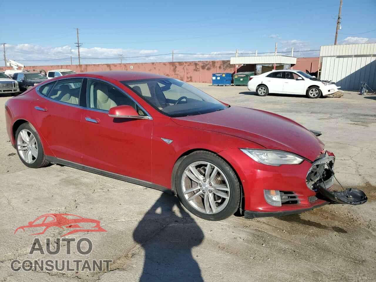 TESLA MODEL S 2015 - 5YJSA1E27FF104419