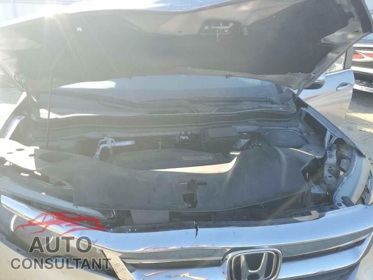 HONDA PILOT 2019 - 5FNYF6H58KB007643
